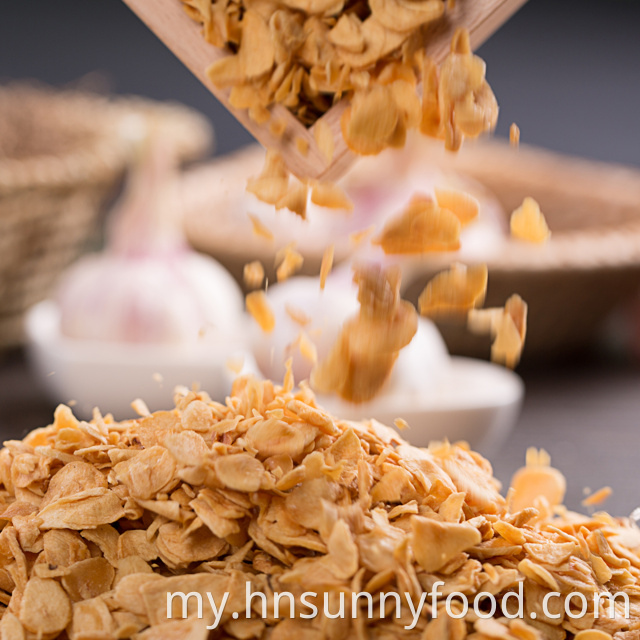 crispy ကြက်သွန်ဖြူအလွှာ Crispy garlic flakes